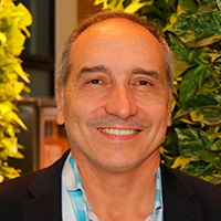 Dr. Alejandro Recart