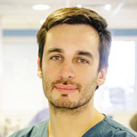 Dr. Sebastián Mayanz